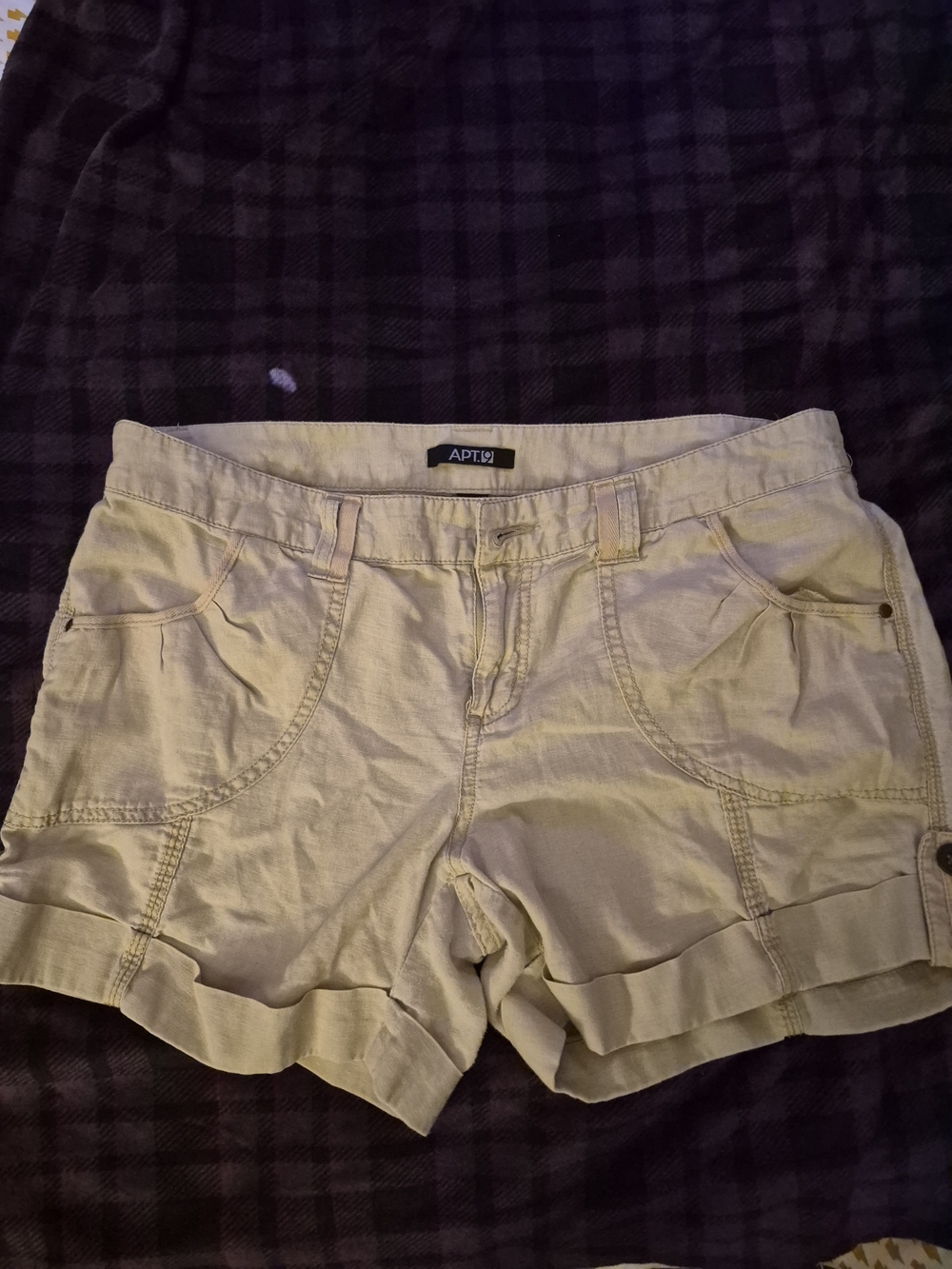 Apt. 9 Women's Tan Cargo Shorts